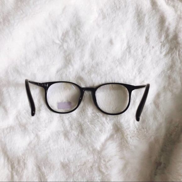 Tori Black Computer Blue Light Glasses - Picture 13 of 14